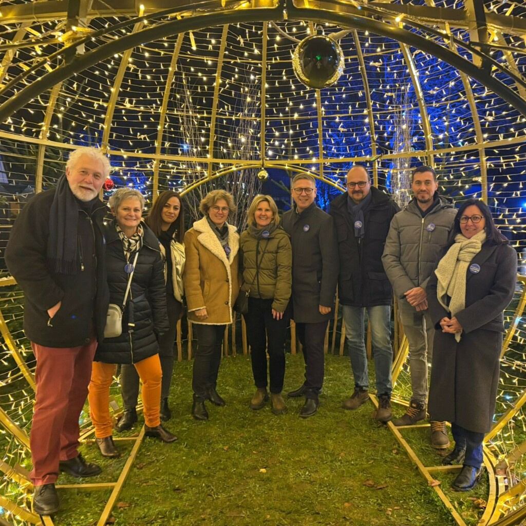 589955056_122113113417027698_8324364214565807119_n